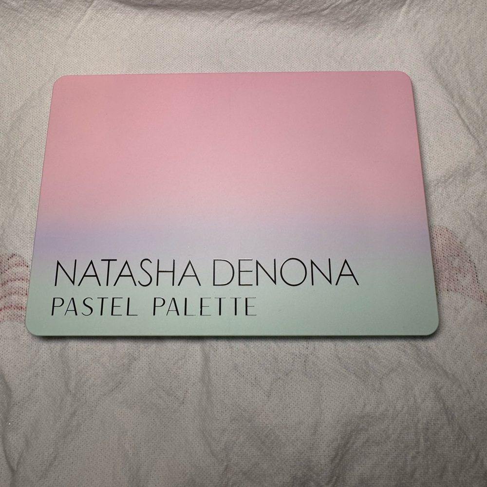 NATASHA DENONA PASTEL PALETTE